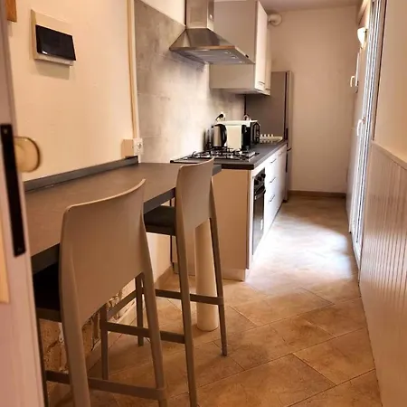 Queen Adeline House Apartment Bologna